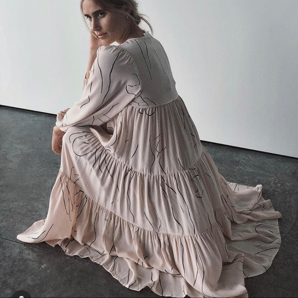 Dresses & Skirts - Olympia etal silk dress